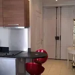 Centre Apartment *